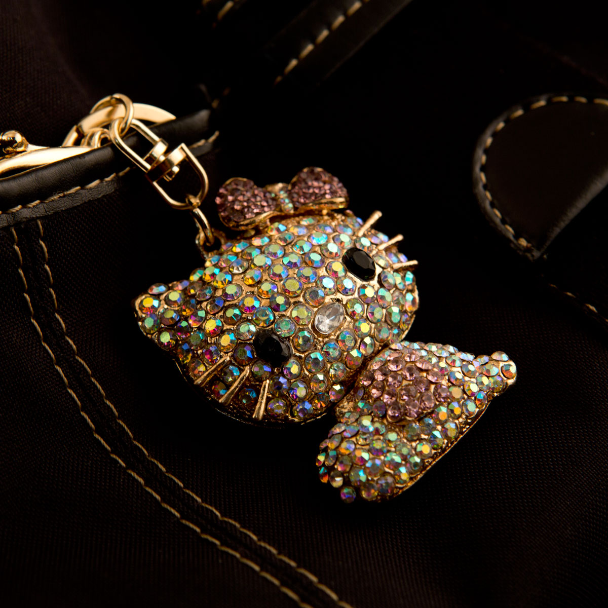 Rainbow Hello Kitty w/ Pink Heart & Bow Rhinestone Keychain Swarovski