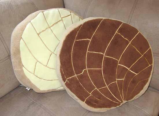 concha pillow